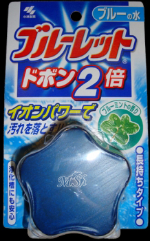 KOBAYASHI "Bluelet Dobon W": Двойная очищающая и дезодорирующая таблетка для бачка унитаза с ароматом мят, 120г